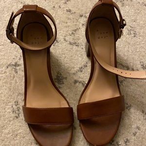 Cute block heels 🧡